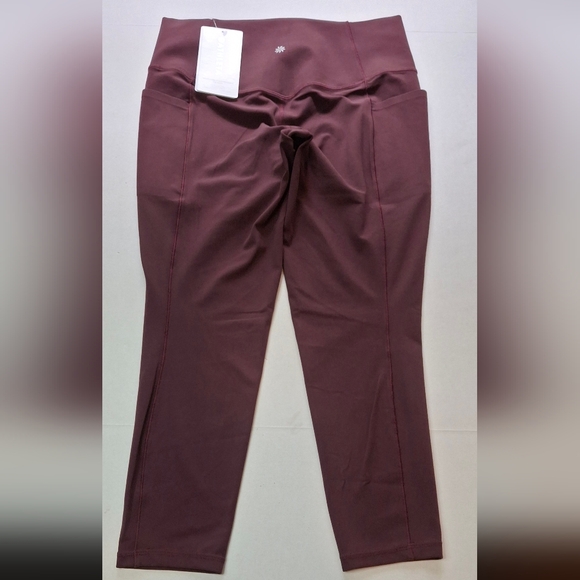 Athleta 7/8 Tight - Picture 2 of 12